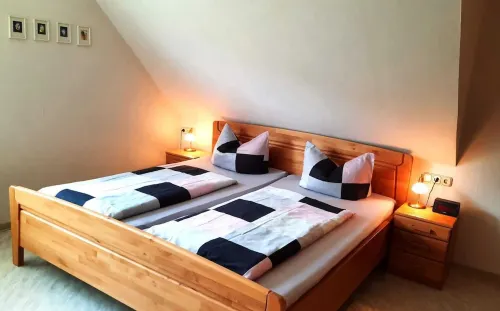 Well-kept vacation home in the middle of the vineyards. Apartment 1, short vacation on request