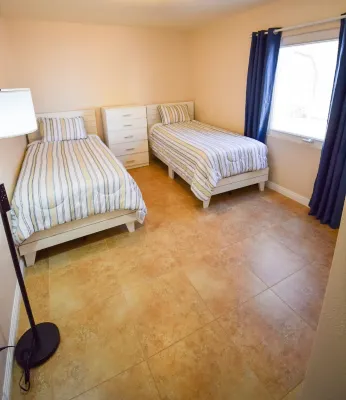 Newly Renovated Charming 3 bedroom Las Vegas Home Hotels in der Nähe von Nevada State College