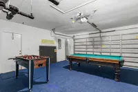 PARADISE COVE- Spacious Canal Home with htd saltwater Pool! Sleeps 13!
