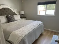 One block to the River, sports park, dogs, AC garage games!
