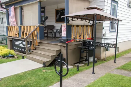 River Valley Retreat, paddlers & peddlers paradise on the Allegheny river