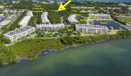 Mariners Club Townhouse, Epic Amenities, Tennis & Indoor Pickleball Отели рядом с достопримечательностью «Dolphins Plus - Key Largo»