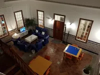 Historical house facing the sea in Finca de Plataneras. Hotels in Arucas