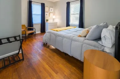 The Robberson House close to Mercy, WOW, MSU Hotels near Missouri State University