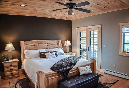 LUTSEN NORTHWOODS RETREAT-GOLF, WINERY, HIKING, BIKING, NEAR TRAILS, SKI, SLED