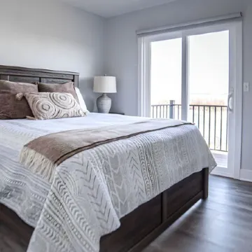 Quaint house on the bluffs overlooking the scenic Missouri River.