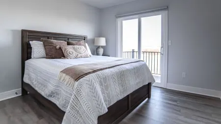 Quaint house on the bluffs overlooking the  scenic Missouri River. Отели в г. Атчисон