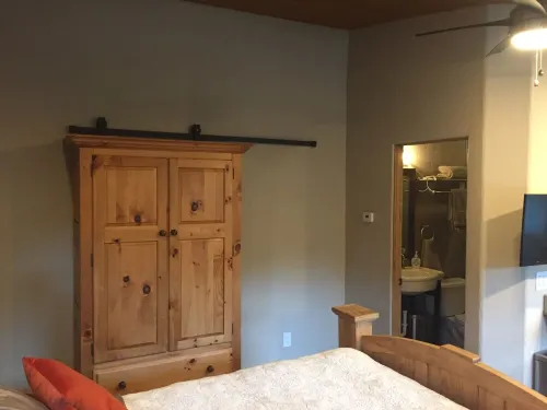 Casita Canoncito--private suite with kitchenette