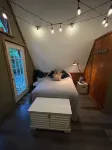 Cabin #2 Amalia - Custom Built A-Frame Artists Retreat - Pet and Kid Friendly