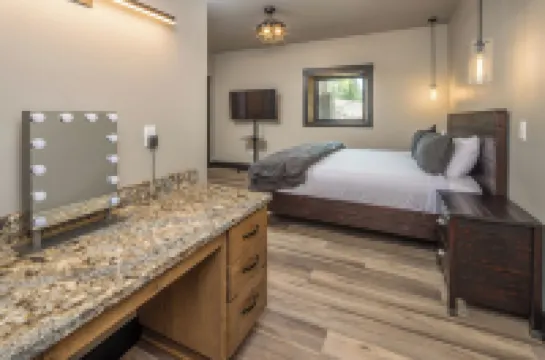 Big Sky Secluded Luxury Retreat