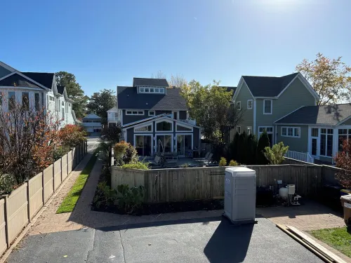 Beautiful Apt 2 1/2 Blocks to Beach, Close to Downtown