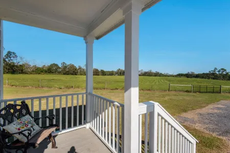 Porter's Cottage....Tiny Home Located At Stillwater Ranch
