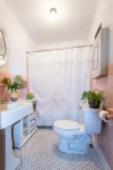 Log Cabin~Hot Tub-~Walk To Town~on Appalachian Trail~wi-fi~ Hotels in Hot Springs