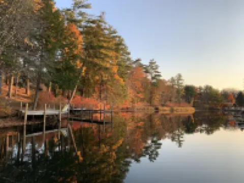 Charming Cottage - Lake Winniepesaukee, Ski, Ice Fish, Boating, Dogs Welcome!