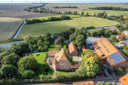 Teyhörn in the Pilsumer Hof from 1551