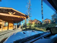 Breathtaking Panoramic Skyline Mountain Top View Cabin