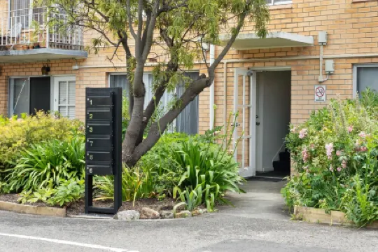 Modern Luxurious Living With Your Own Parking Spot Отели рядом с достопримечательностью «Long Beach»