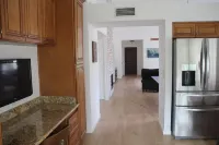 Fun Gilbert home with swim spa and ping pong in Val Vista Lakes!