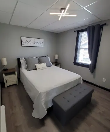 Charming building with 1 bedroom and AC, WiFi in serene Whitehall