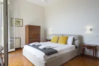 Apartment for 8: modern, spacious, kids-friendly, stunning view on the bay 普斯里普住宿飯店
