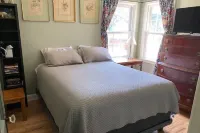 Cozy 3-bedroom Beaverdale Brick