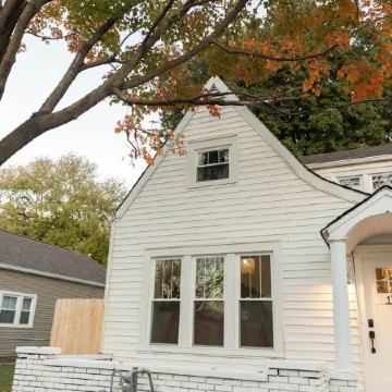 Cozy Cottage on Spring---Centrally Located and 10 mins from downtown Louisville