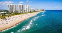 Tropical Getaway 4 miles from Beach