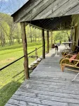 Secluded River access , restored farmhouse along Dry Fork River
