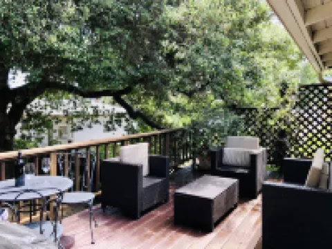 Downtown St. Helena retreat with pool, bocce ball and privacy. Permit #PL23-019
