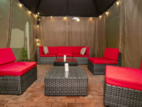 The Allentown Whitehouse Hotels in Allentown