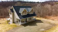 Crazy spacious hillside ski chalet! WOW-views and expansive wraparound deck!