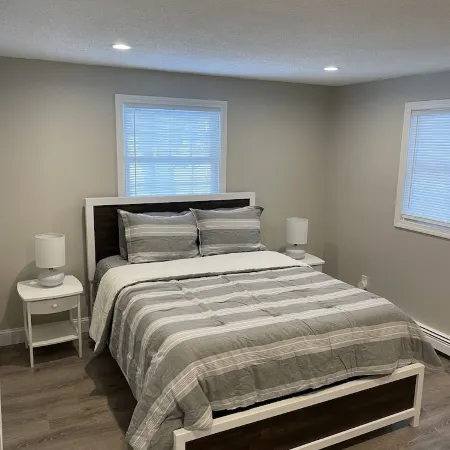 Heated Saltwater Pool - 2 Mins to Weirs Beach & 10 Mins Gunstock Mtn - Sleeps 13