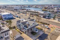 Dog Friendly Townhome in the heart of Stone Harbor Hotels in Stone Harbor