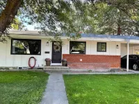 Modern Home Fully Remodeled W/Exercise Area