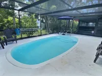 Stunning 2Br/2Ba Pool Home Near Beaches Hotels in Venice Gardens