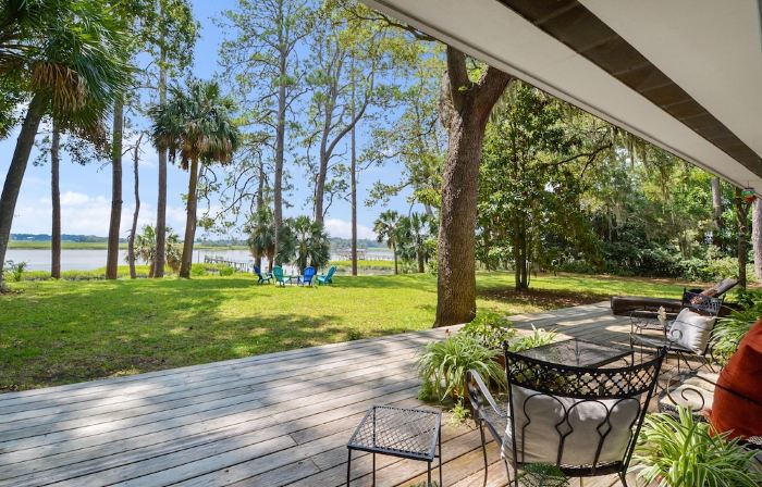 Waterfront “State of Mind” vintage home.