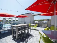 Home2 Suites by Hilton Santa Rosa Beach - Pools