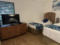 2/2 PARTIAL OCEAN VIEW with AC - Poipu Beach Kiahuna End Unit, Pool/Gym/Courts