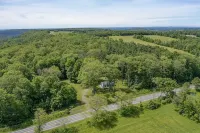 Charming Cabin minutes from Keuka Lake