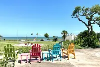 The Sand Piper-Pier, Pool, Bay View & Boat Launch