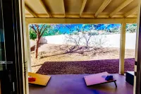 Contemporary Oro Valley Retreat - Mountain Views! Hotels in Oro Valley