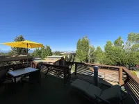 THE CASA CARMEN-ARROYO SECO! LOCATION 15 MINUTES FROM TAOS AND TAOS SKI VALLEY!