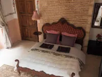 "La Chapelle aux Roses" Hotels in Le Bugue
