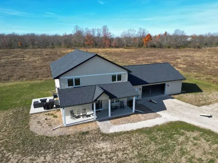 2024 Highland Home - New BuildIndoor Pickleball/Badminton/Basketball Court