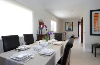 Modern villa with heated pool, wifi and air conditioning in Los Mojones