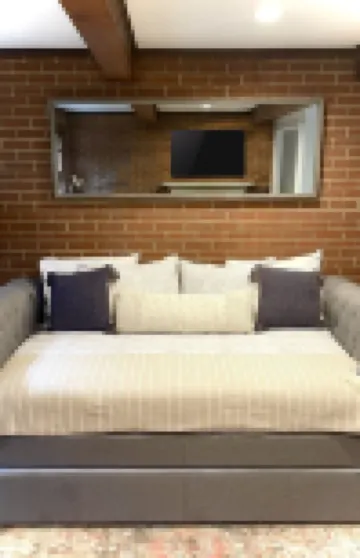 Washington Family Property, Lower Carriage House in Old Town on 107 S Lee Street