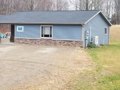 Beach themed cottage near Elk Creek