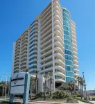 LUXURY! THE OCEAN CLUB BEACHFRONT BILOXI โรงแรมใน