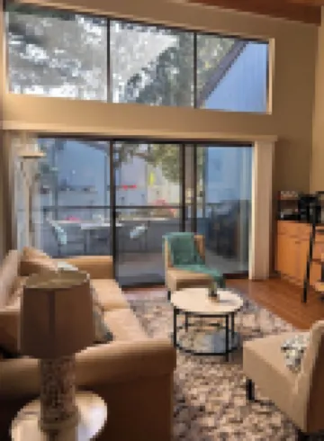 Welcoming 2-bedroom condo close to the beach in charming Birch Bay.