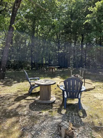 Tranquil Country Getaway near Bois D' Arc Lake and Lake Bonham.